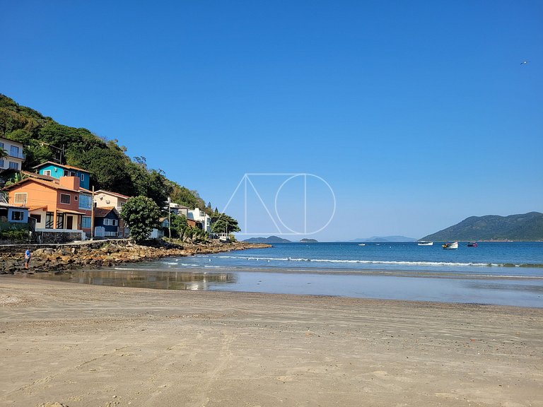 Gourgeus 3 bedroom house with sea view in Florianópolis Braz